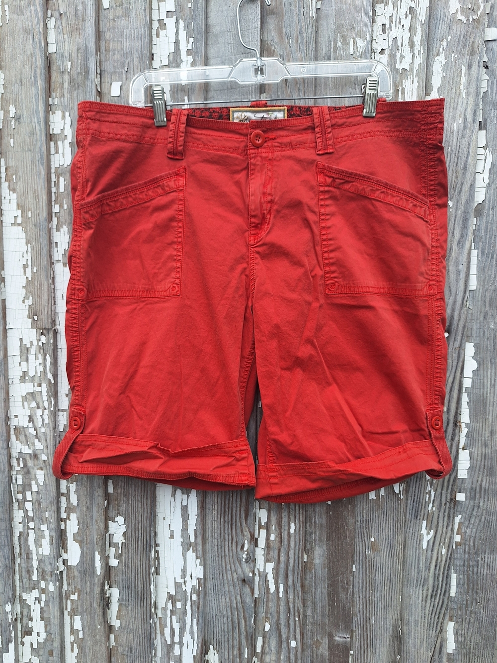 Aventura Women’s Red Cargo Shorts Size 16
